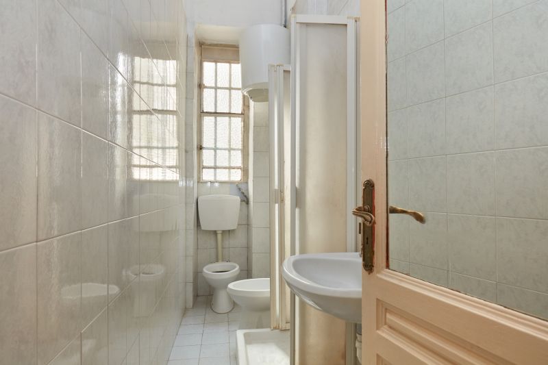 Shower Window Repair in Alpharetta, GA